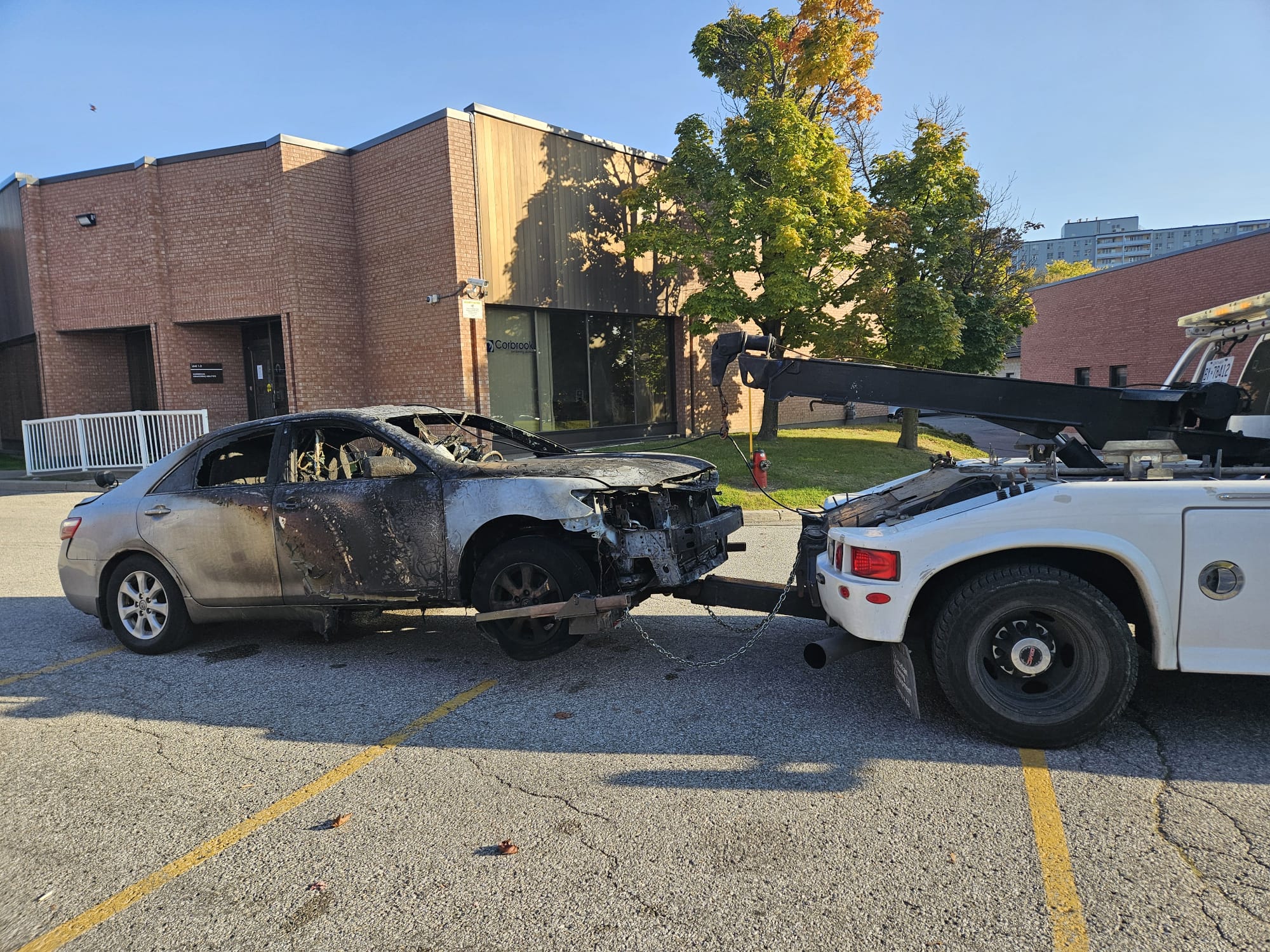 scrap car removal toronto being towed